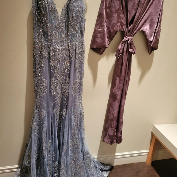 Prom Bridal Gown - Picture 3 of 3